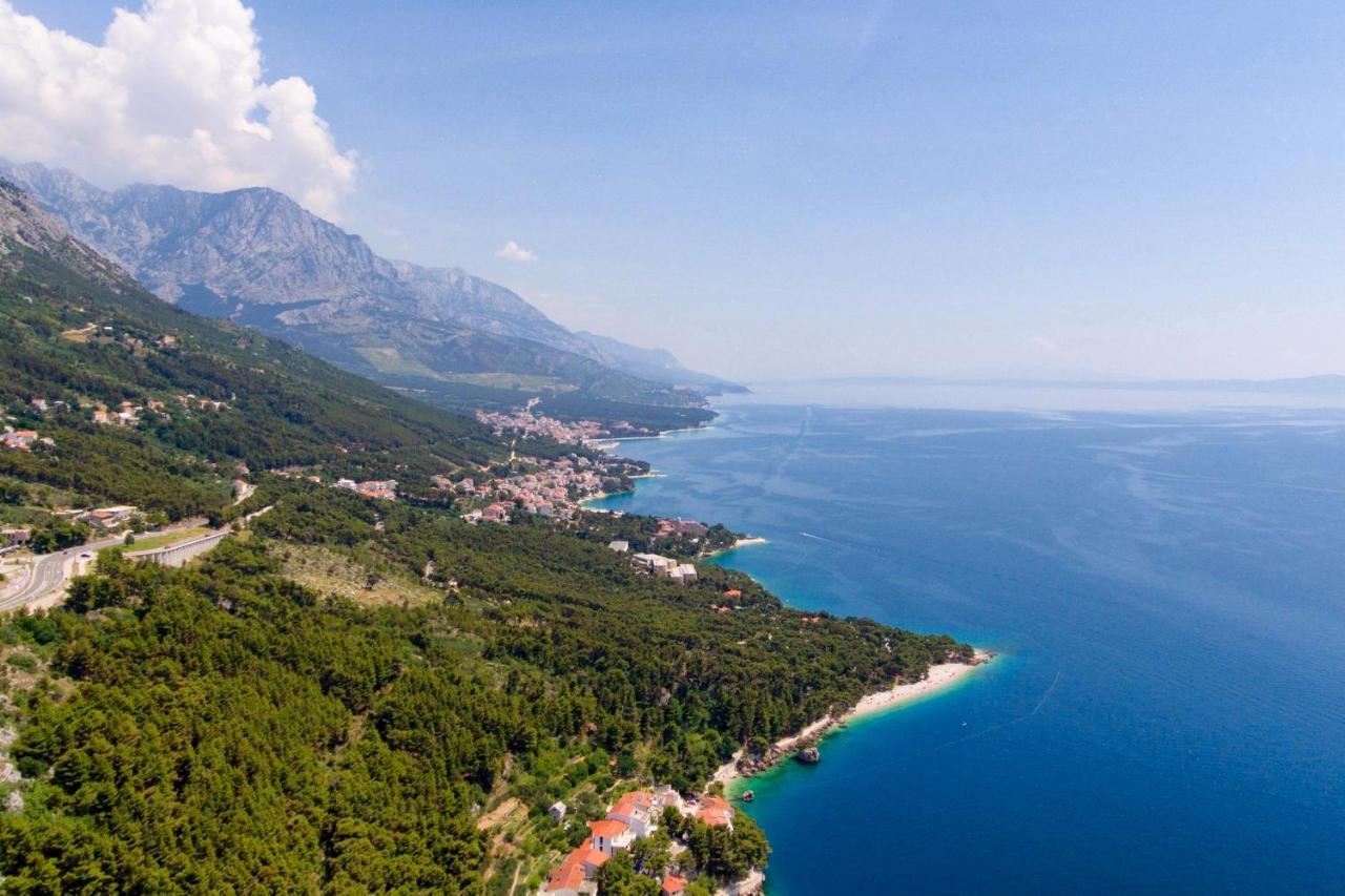 Rooms With A Parking Space Brela, Makarska - 17281 מראה חיצוני תמונה